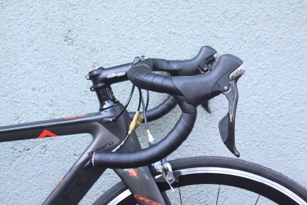 Excellent Carbon complete bike road bike frame alloy wheeslet high quality best price T800 4700 groupset 22 speeds BSA /BB30 16 Excellent Carbon complete bike road bike frame alloy wheeslet high quality best price T800 4700 groupset 22 speeds BSA /BB30 16