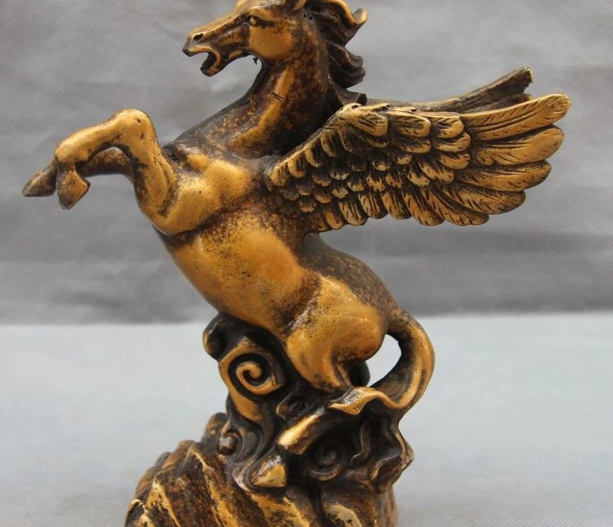 

Chinese Bronze Copper Sculpture Home Decoration Auspicious Pegasus Horse Statue