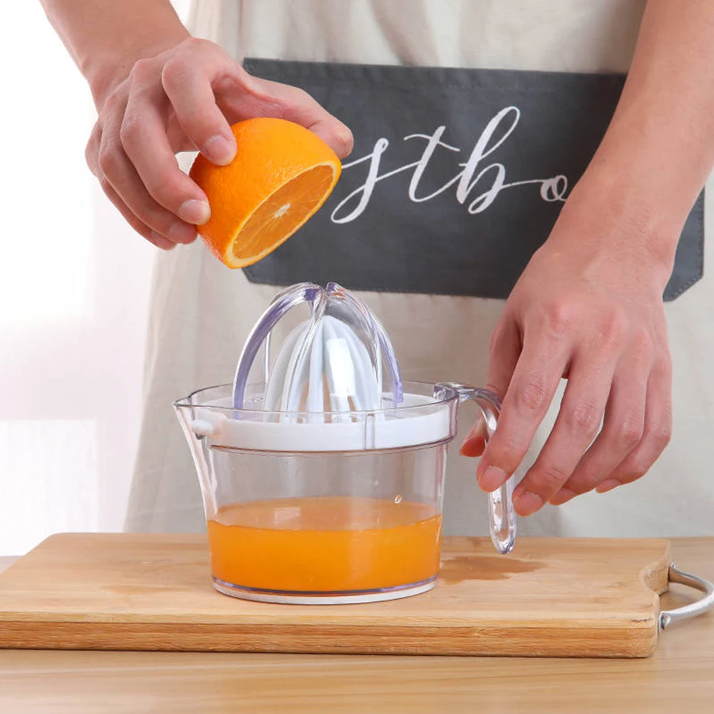 2 Color Plastic Hand Press Juicer Tool Juice Bottle Manual Fruit