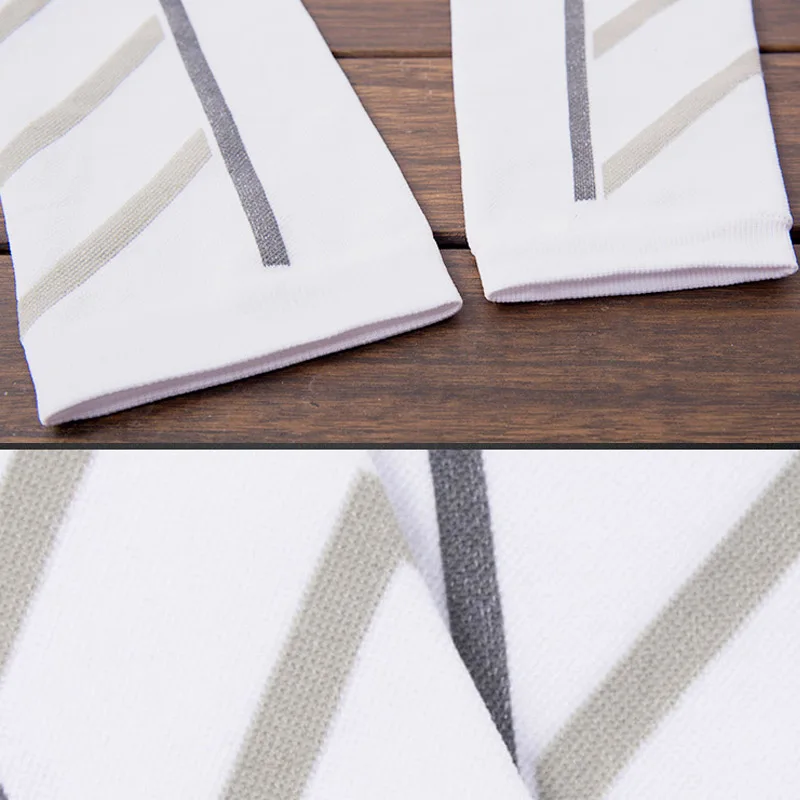 4262937368_1166850048