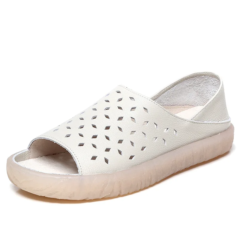 

Spring and summer new hollow sandals mother shoes leather soft bottom hole shoes non-slip fish mouth pregnant women shoes.