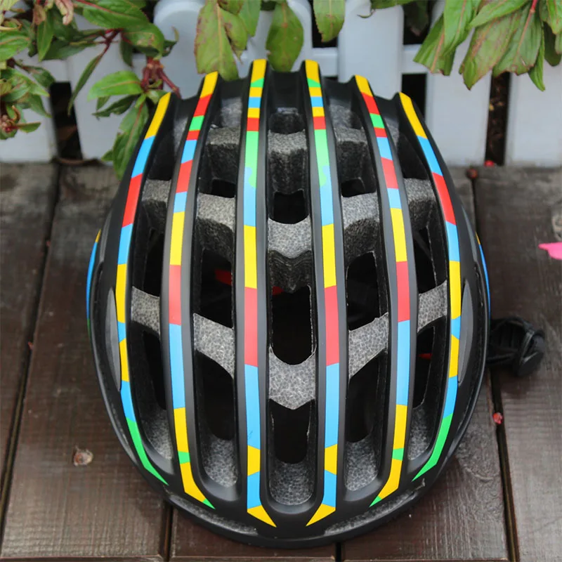 

Men's Women's Ultralight Cycling Helmet EPS MTB Mountain Bike Integrally Molded Helmet Comfort Safety Free Size 56-62cm
