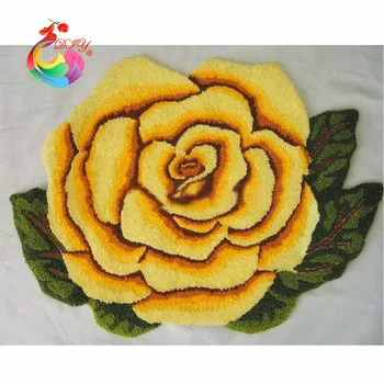 

Latch hook rug kits Diy Handmade carpet circle carpet crochet hooks clover tool kit in a suitcase hole puncher flower cushion