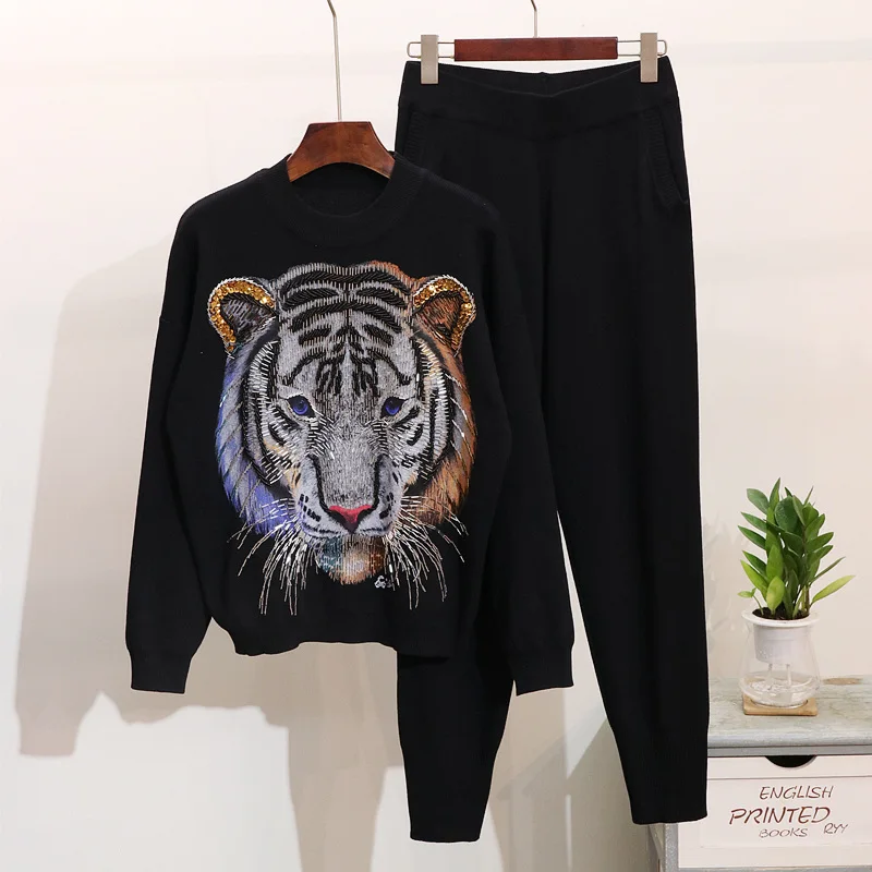 

Autumn New 2019 Women Handmade Sequins Beading Tiger Pattern Sweater Knitted Pullover +Trousers 2 Pieces Sets Tracksuits Outfits