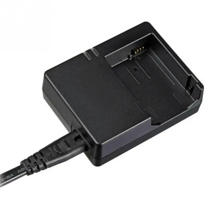 

NEW HOT SALES 69 x 28 x 87.5 mm For Canon Intelligent EOS550D/EOS600D/EOS650D/EOS700D Battery Charger