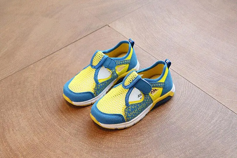 Летняя новая корейская детская спортивная обувь для мальчиков и девочек, обувь на полой подошве, повседневные сандалии, Нескользящие сандалии
