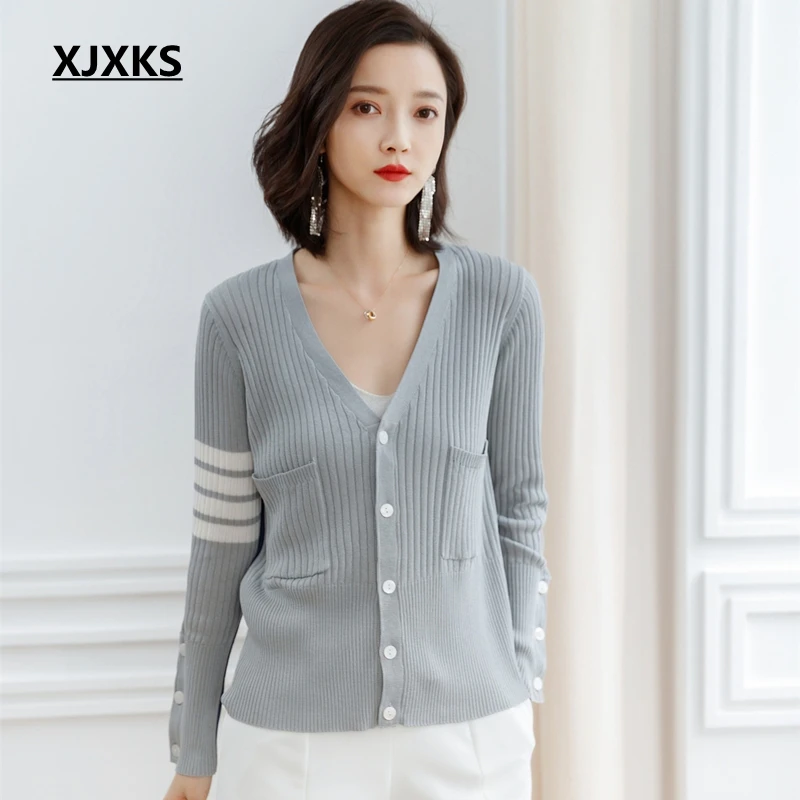 

XJXKS Women Knitting Cardigan 2019 Spring New Modis Pocket Short Cardigan Comfortable Splice Two-tone Cardigan Women Sweaters
