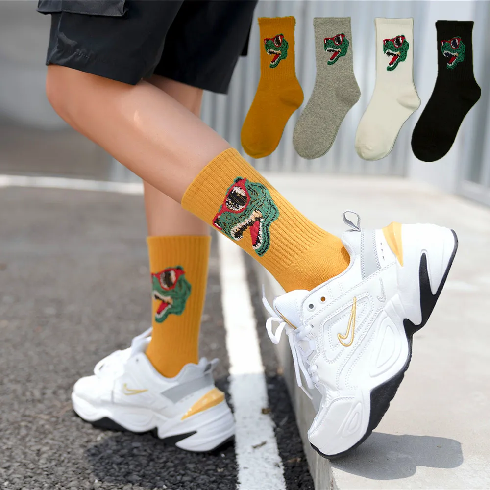 

Fashion men tide road Europe and America hip hop wild Cool Dinosaur socks skateboard socks unisex Harajuku calcetines