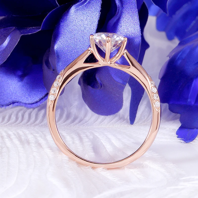 rose gold moissanite emgagement ring (3)