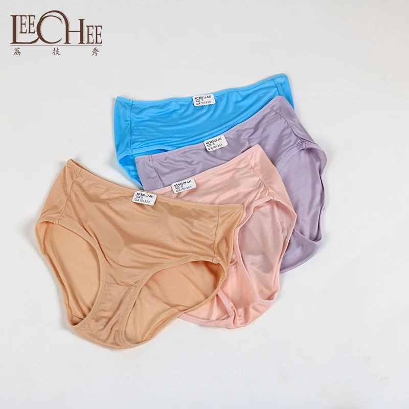 

Leechee Women's large size seamless silk panties Breathable mid-rise briefs Thin sexy breathable hip solid underwear TGG-002