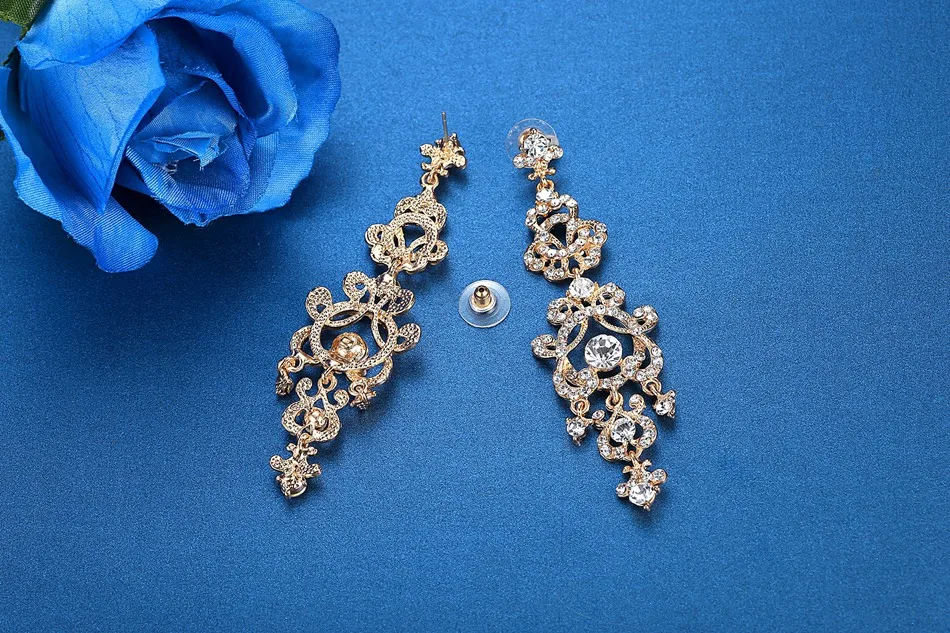 Earrings  (6)