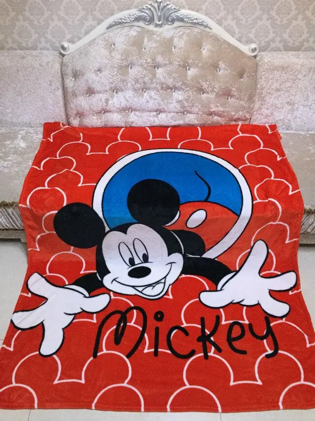 

Hot Cartoon Mickey Mouse Printed Blankets Throw Bedding 150*200CM Size Boys Baby Children's Kids Bedroom Decor Flannel Red Color