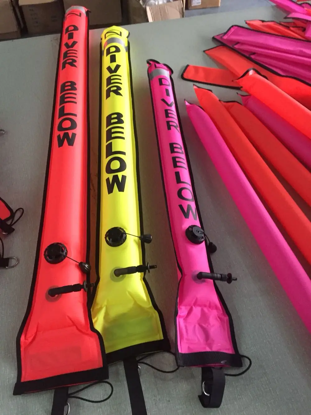 Ceny Nurkowanie SMB 1.2m 1.5m 1.8m kolorowe bezpieczeństwo widoczności nadmuchiwane nurkowanie SMB Marker powierzchniowy boja akcesoria