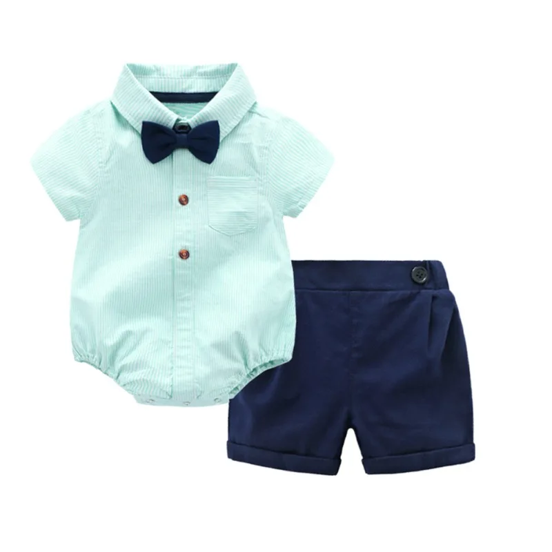 Летний комбинезон для маленьких мальчиков; комбинезон в полоску с короткими рукавами+ шорты; джентльменский галстук-бабочка; комплект летней одежды для мальчиков - Цвет: Небесно-голубой