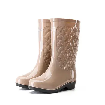 28CM Height Women Fishing Waders PVC Waterproof Rainy Day Fishing Boot Shoes Integrally Molded Women Multipurpose Fishing Waders