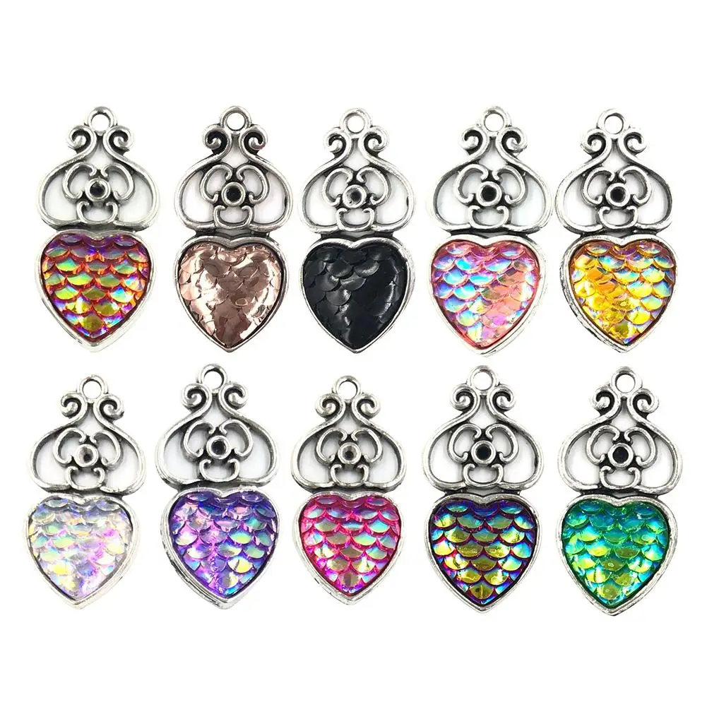 

10Pcs/Set Women Jewelry Fish Scales Carving Pattern Hollow Love Heart Pendants