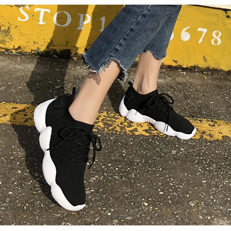 

Vertvie Fashion Women Running Shoes 2019 New Mesh Breathable Sneakers Elastic Solid Outdoor Shoes Light Walking Shoes