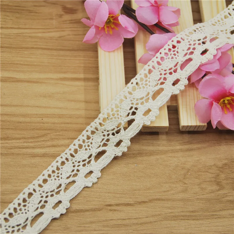 

FASMILEY Wholesale 25mm Flower Pattern Cotton Lace Trim Ivory Net Lace Ribbon DIY Lace Fabric Trimmings 50 yards LC109