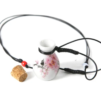 

Car Pendant Arts and Crafts Ceramics National Style Auto Rearview Mirror Trim Decoration Perfume Accessory Diffuser Empty Bottle