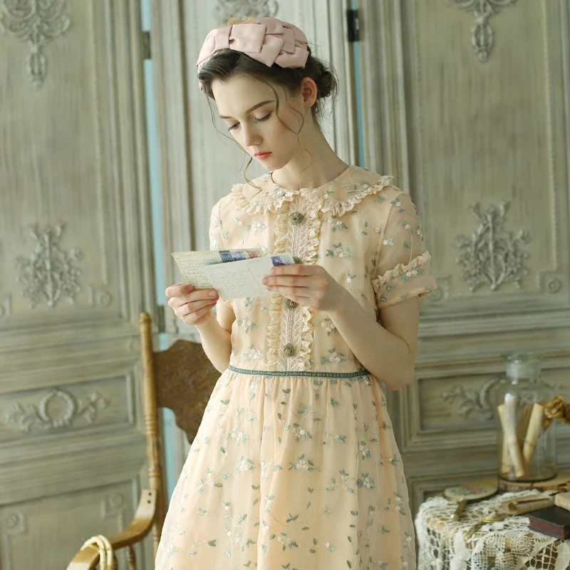 

LYNETTE'S CHINOISERIE Spring Autumn Women Vintage Cute Embroidery Dresses