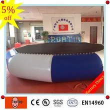 Коммерческое озеро Надувное плавающее водяное игровое оборудование 0,9 мм ПВХ брезент dia 5 м надувной водный батут для продажи