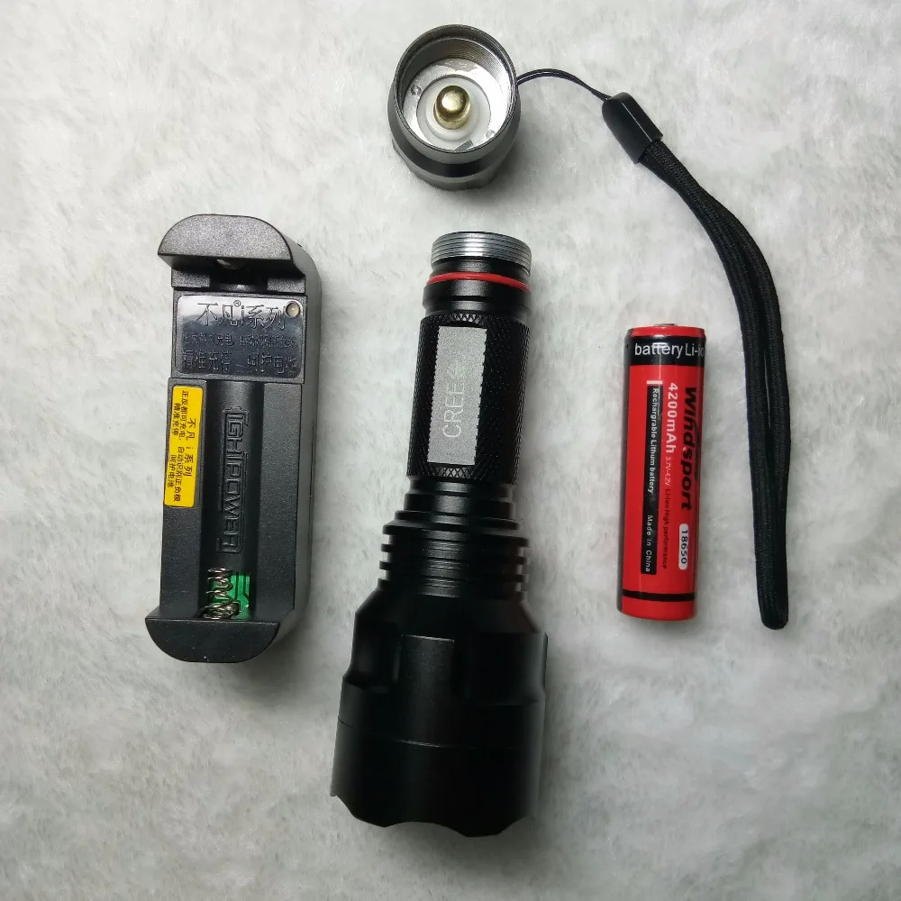 

LED Flashlight Popular outdoor c8 Q5 T6 L2 LED flashlight long shot 18650 rechargeable battery lampe torche