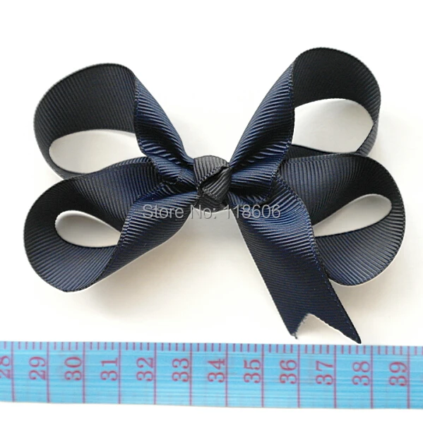 Navy grosgrain hair bow.jpg