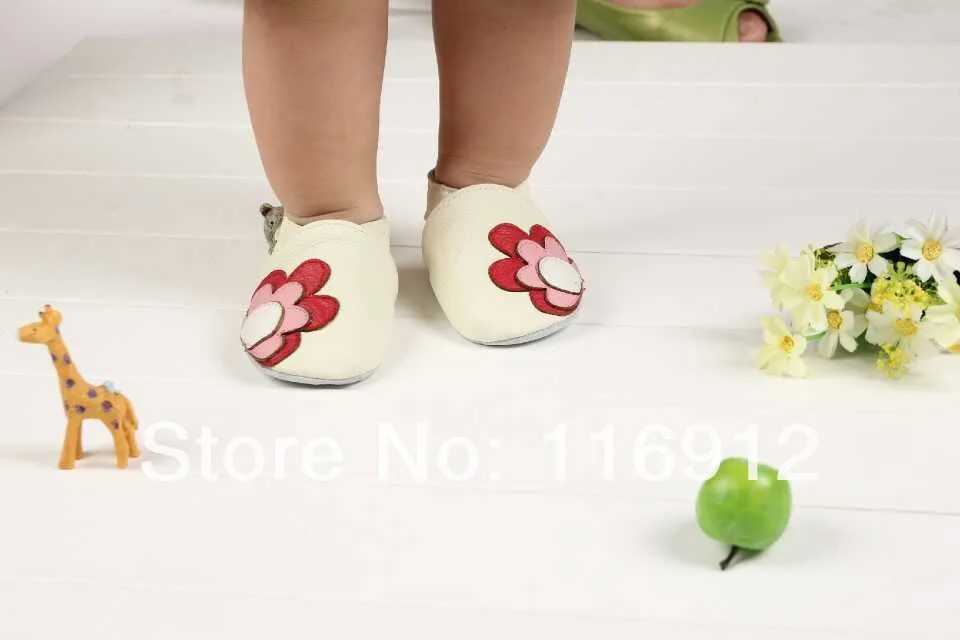 soft shoes for babies learning to walk