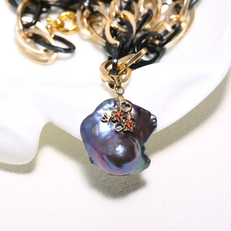 Deformity Pearl Pendant Necklace, Pearl 30 mm in Diameter, S925 Silver Pendant Head, Big Pendant Dance Wear