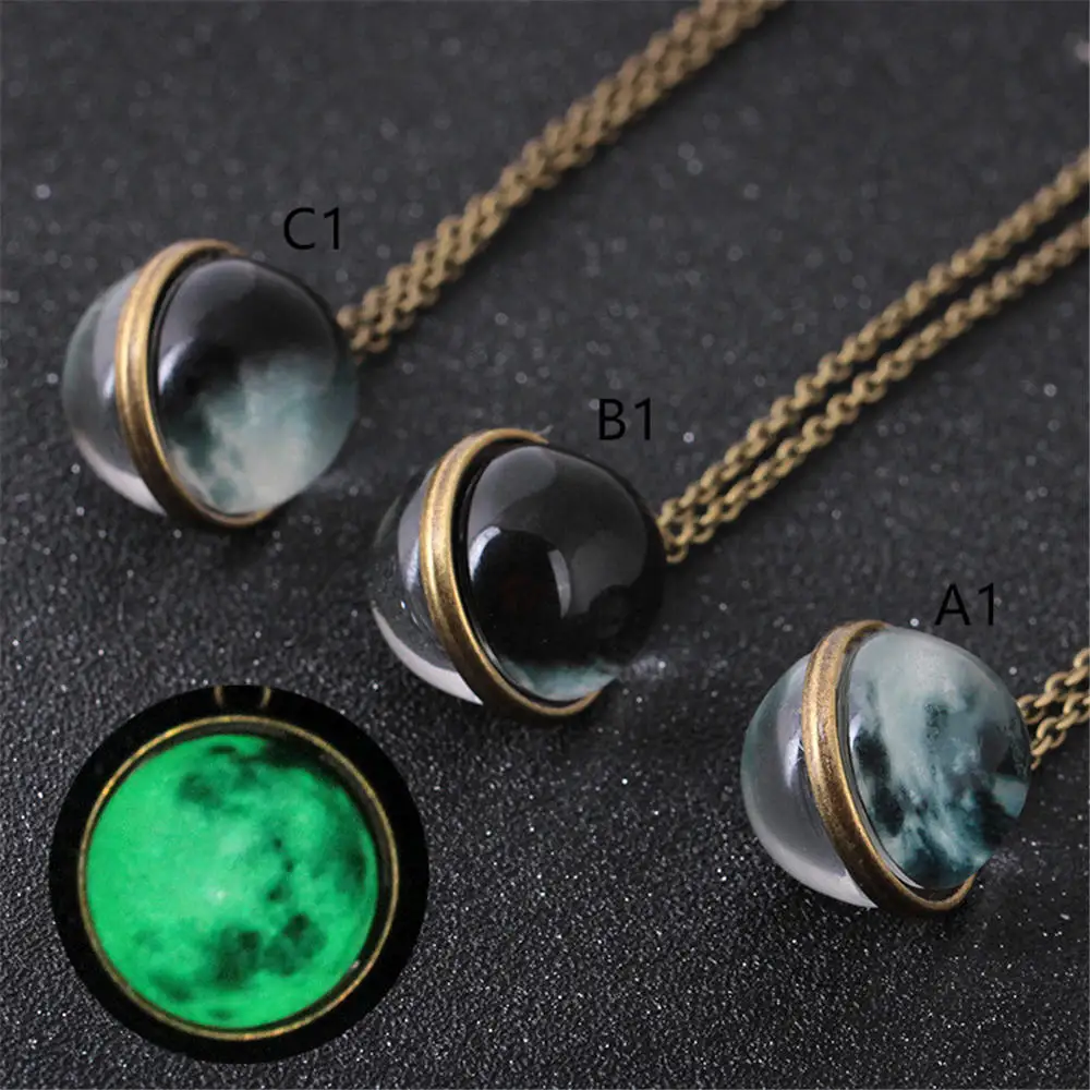 

Retro Double-Sided Glass Ball Time Luminous Moon Pendant Necklace Dream Starry Sky Light Item Jewelry