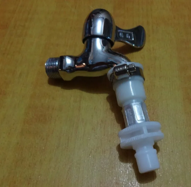 4 of 5 ordinary tap water pipe adapter connected to the washing machine