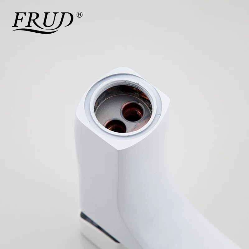 Online Frud moderne weiß bad leuchte messing Spray farbe armaturen wc wasser becken waschbecken wasserhahn heiße und kalte wasser bad mischer r10301 2