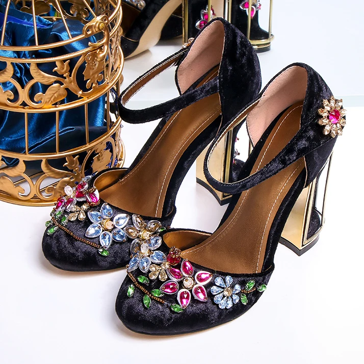 Talons Haute Mariage De Chaussures Birdcage Épais Velours Étrange Cristal Style Conception Robe Coupe Pompes Fleur Perles Femmes Piste Talon circuit xUqwU0P