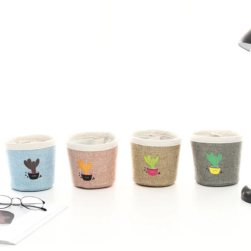 

Creative potted cactus pen holder desktop boxes canvas art brush pot Photo props Simple and lovely key box little pen holders