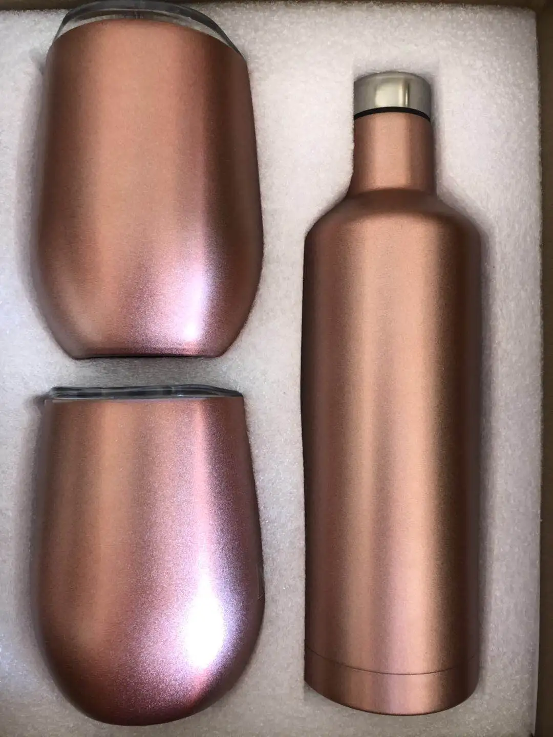 

set wine bottle