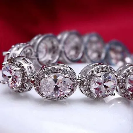 

New Style Tear Drop Lady Bracelets & Bangles Elaborate AAA CZ Bracelet For Lady Hand Chain