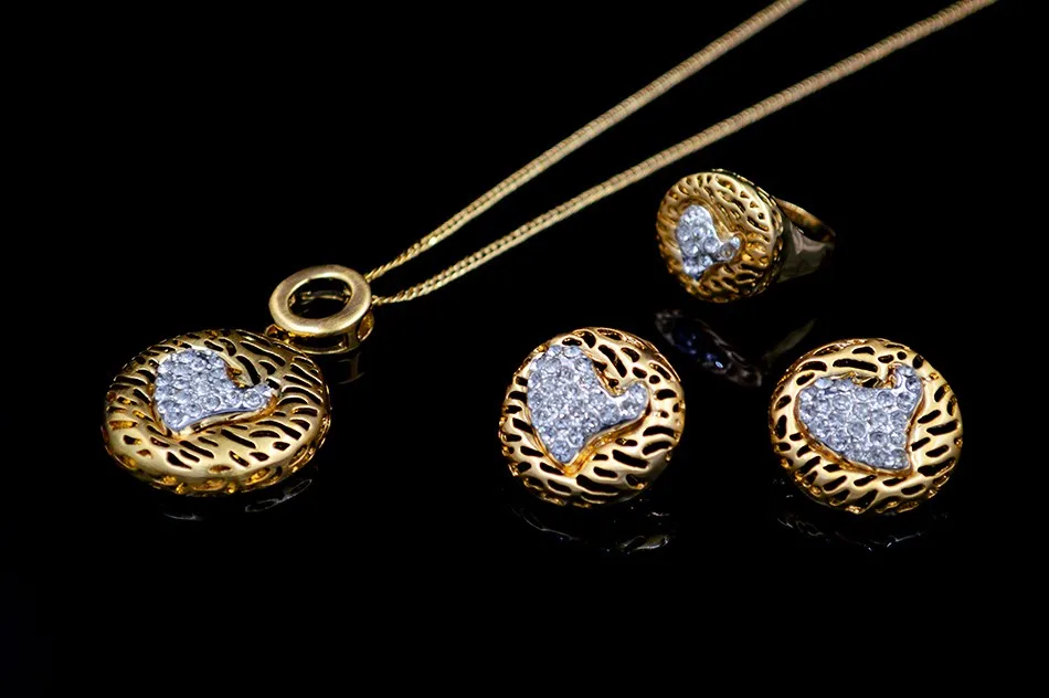 Jewelry sets (5)