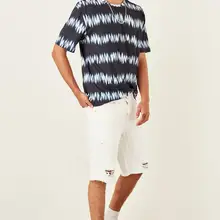 Trendyol белый мужской destrroylu новые шорты TMNSS19KE0008