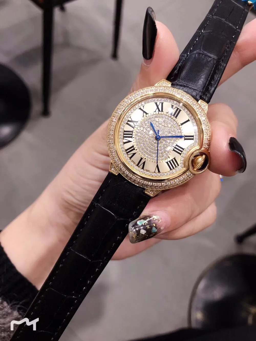 

WG0507 Women's Watches Top Brand Runway Luxury European Design Quartz Wristwatches