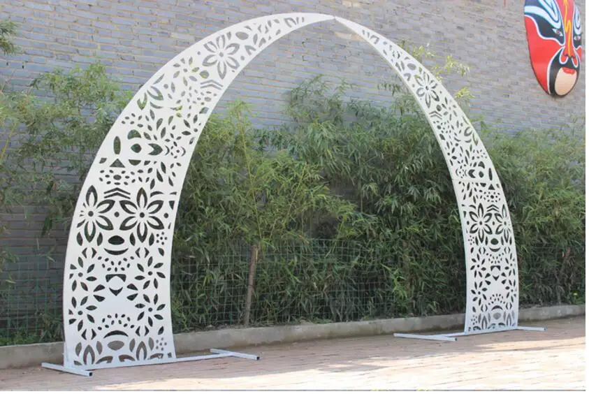 New wedding props wrought iron horns door wedding arches golden white carved arches wrought iron carved flower arches