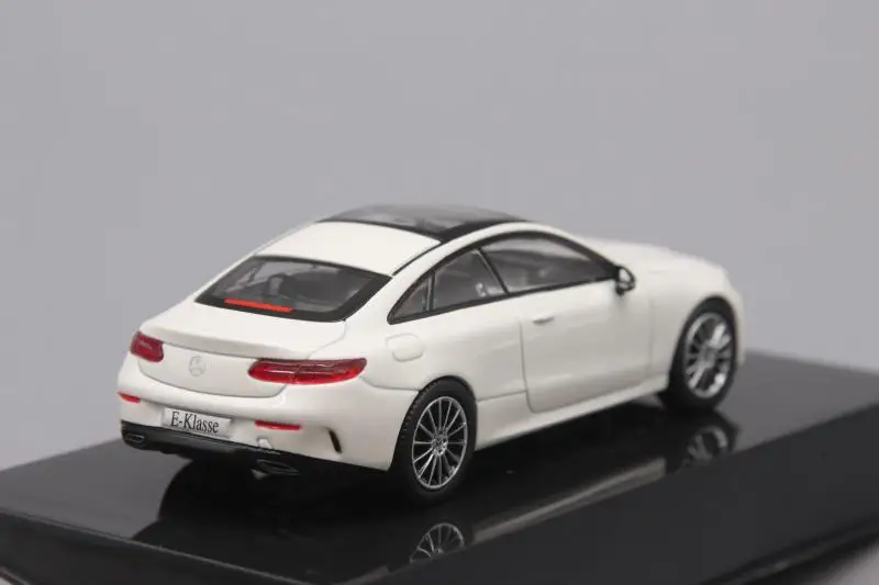 I scale1: 43 MB E-Klasse Hardtop Coupe модель автомобиля литья под давлением металлические игрушки подарок на день рождения для детей мальчик другой