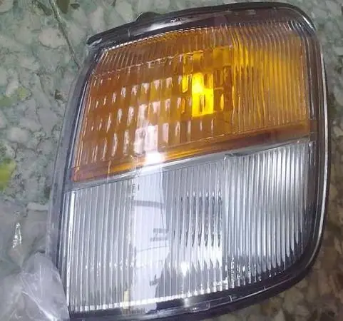 

PAIR Turn Signal Light Marker Parking Corner FOR Montero / Pajero 1990 - 2004 PAJERO 2 II