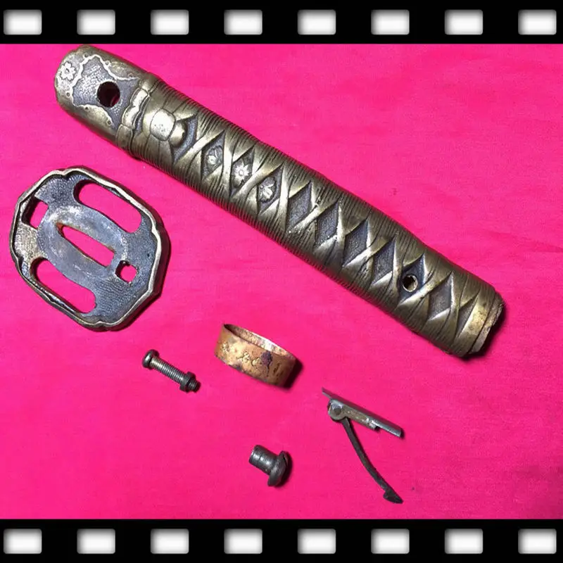 

WW2 Japanese army commander Style 95 Military Sword Accessory Set Copper Guard Tsuba With Handle