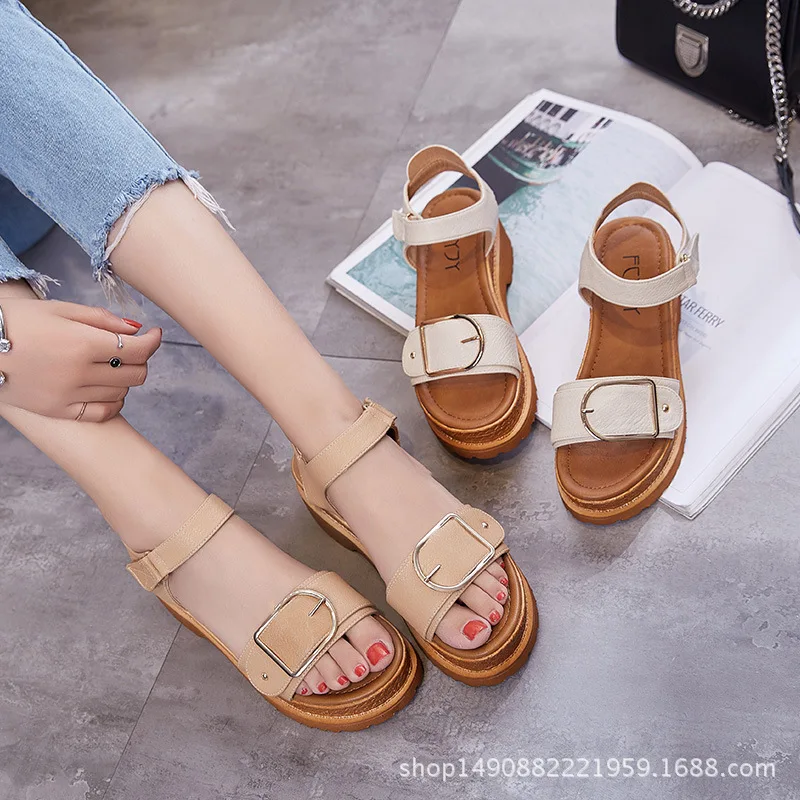 

2019 Flat Bottom Bottom Slope Platform Sandals Waterproof Platform Buckle