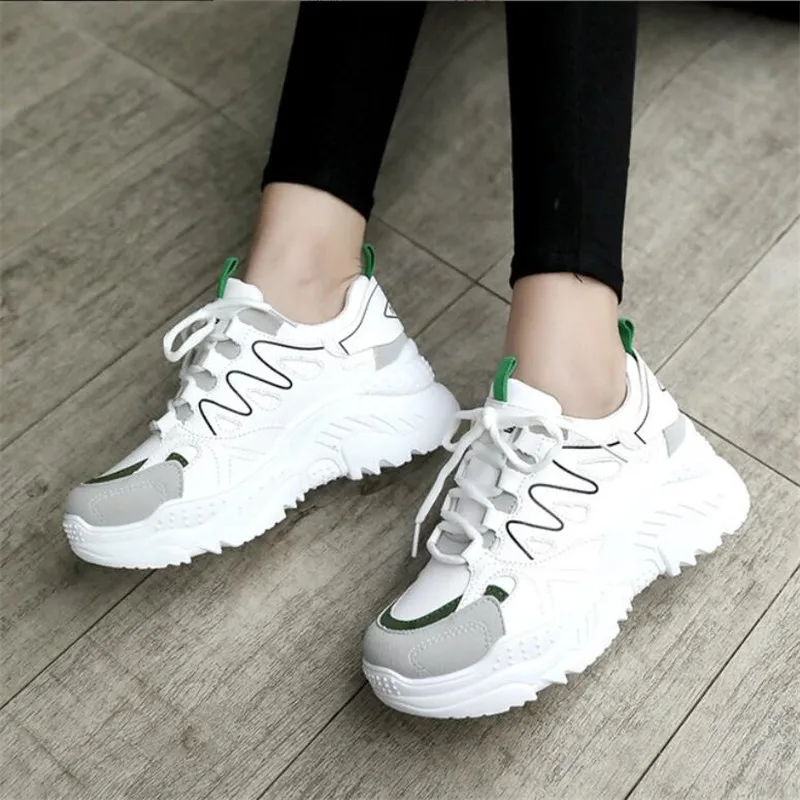 

Wigqcy 2019 New spring fashion old shoes women's wild students mixed color small white shoes women's casual shoes sneakers X36