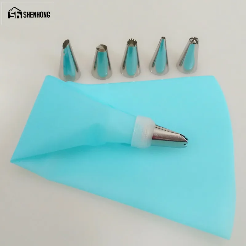 

8 PCS/Set Silicone Icing Piping Tip Cream Pastry Bag+ 6 Stainless Steel Nozzle Set DIY Cake Decorating Cake Tools with Free Gift