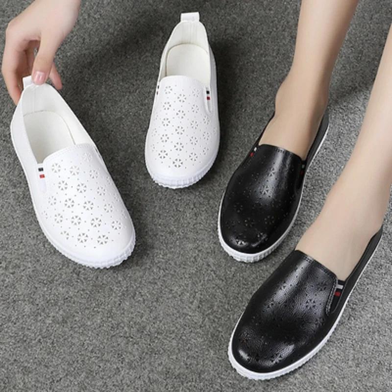 

New net shoes female 2019 summer wild flat bottom breathable lightweight mesh openwork casual summer white shoes 36-41
