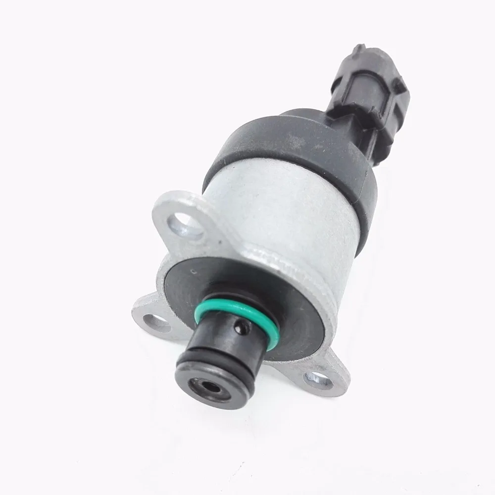 Fuel Pressure Regulator for 2001 2004 Chevrolet Chevy GMC 6.6L LB7