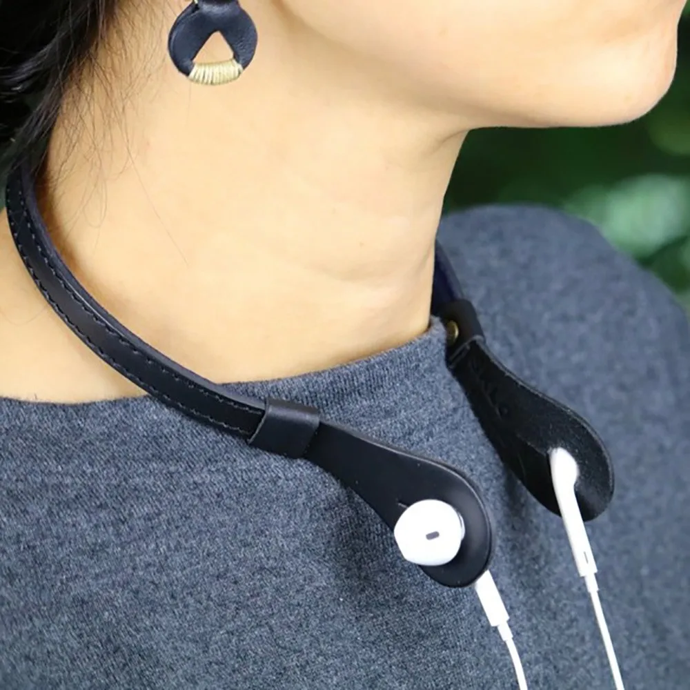 

3PC Unisex Earphone Cover 2019 New Fashion Solid Color Earphone Neck Holder Hang Halter 226