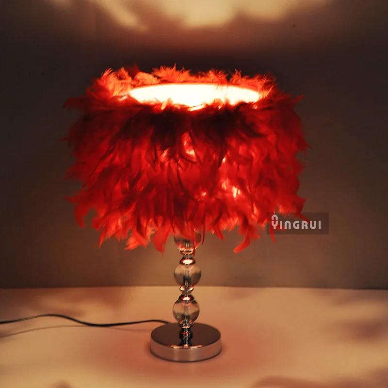 1" сексуальное красное перо Спальня рядом Настольные светильники Современные хрустальные Chrome Гостиная настольная лампа